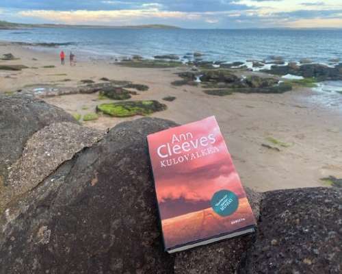 Ann Cleeves: Kulovalkea – hyvästit Shetlandsa...