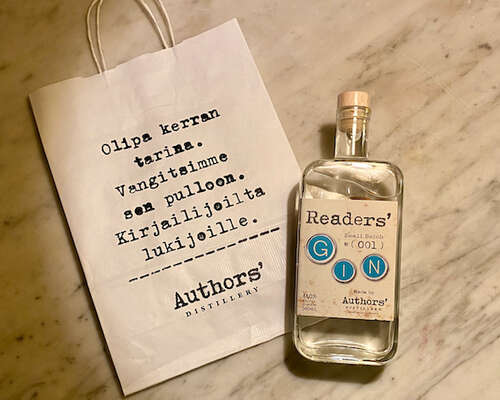 Juoma kirjailijoilta lukijoille: Readers’ Gin