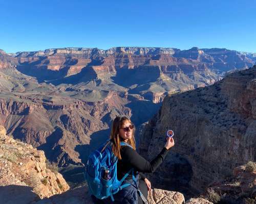 21 km:n vaellus Grand Canyonilla Usassa