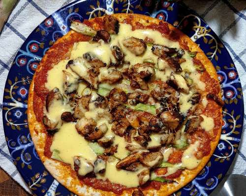 Keväinen kanapizza – Kokkaavan isin perheblogi