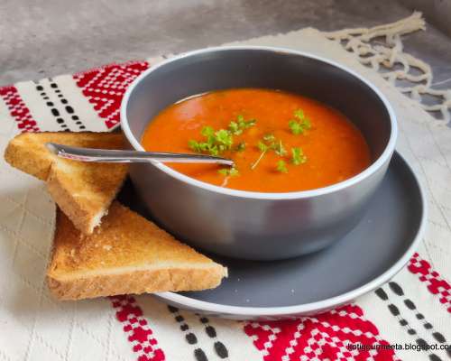 Helppo tomaattikeitto - Supa de rosii cu orez