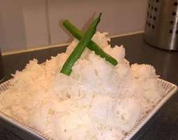 Keitettyä ja Paistettua...Riisiä Kiinalaiseen...