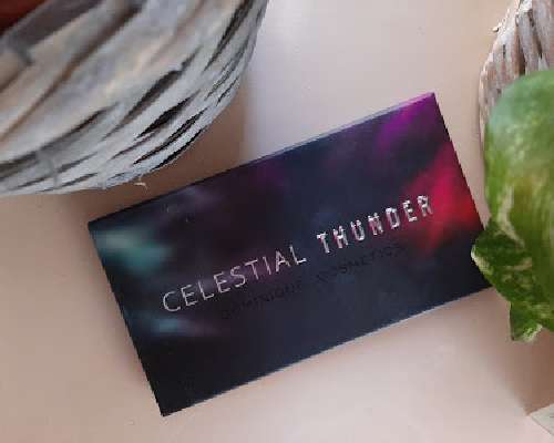 Dominique Cosmeticsin Celestial Thunder-palet...