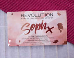 Muutama meikki Makeup Revolutionin Soph-paletilla