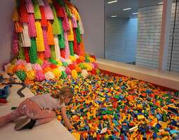 Billundin Lego House - ylivoimaisesti meidän ...