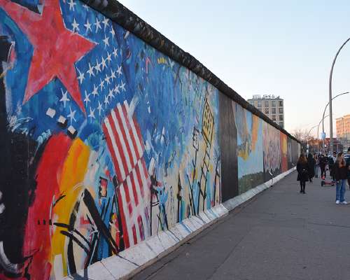 Berliinin muuria etsimässä