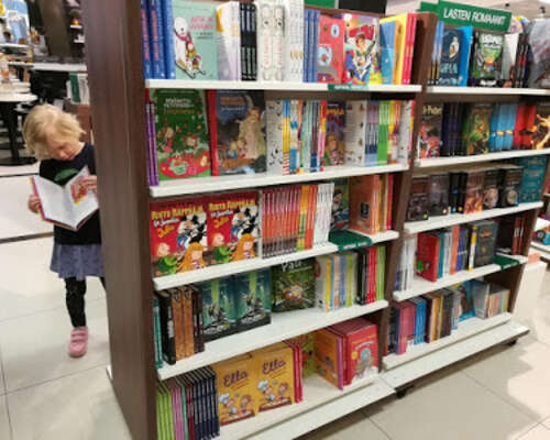 Minkä kirjan lapsesi valitsisi kirjakaupasta?