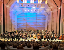 Tunteiden täyteinen Final Symphony II -konsertti