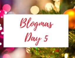 Blogmas Day 5: November Empties 2018