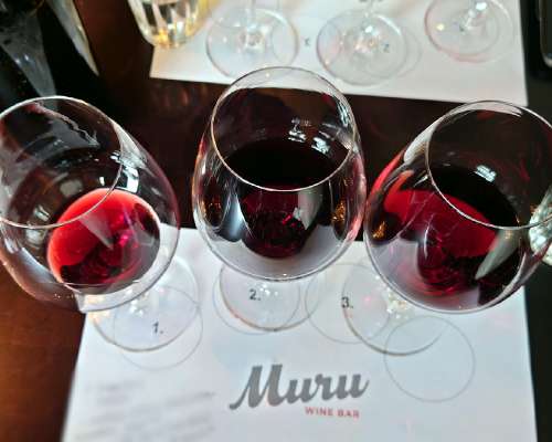 Ravintola Murun viinibaarin tasting 9.4.2022:...