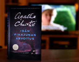 Agatha Christie: Idän pikajunan arvoitus