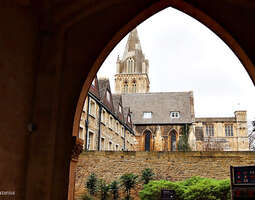 Kirjallisella retkellä Oxfordissa