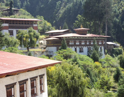 Radioamatöörin matkailua, Bhutan