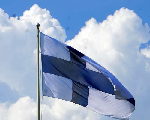 Hyvää 106. itsenäisyyspäivää meille suomalais...