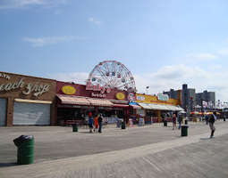 Coney Island - rantaelämää