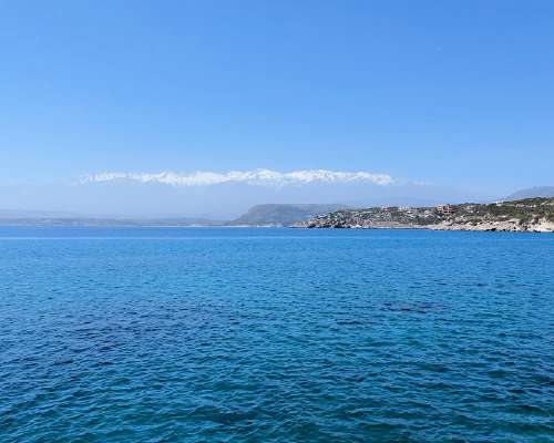 Stavros ja muutama muu uimaranta Akrotirillä