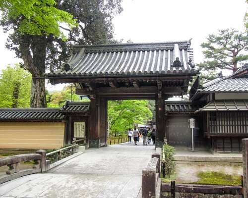 Kioton kuuluisimmilla temppeleillä