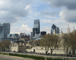 Lontoon Tower -monta vuosisataa historiaa
