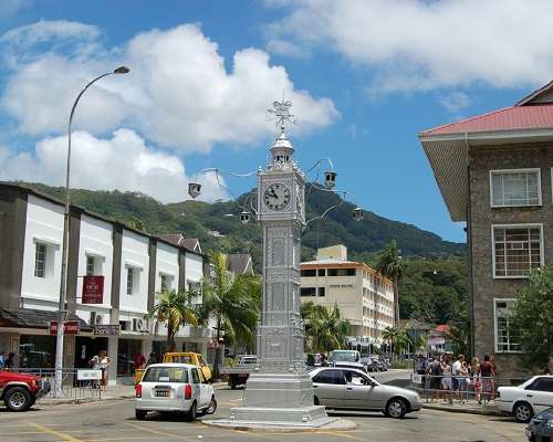 Victoria: Seychellien pikkuruinen pääkaupunki