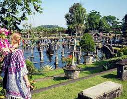 Bali road trip osa 3 - Tirta Gangga, Sideman ...