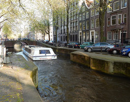 Amsterdam - kaupunki täynnä kanavia, museoita...