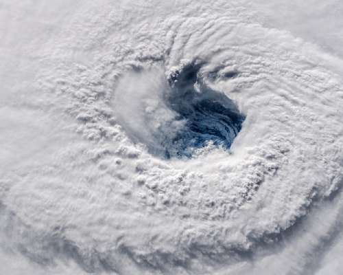Why the 2024 hurricane season could be especi...