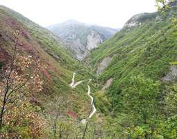 Patikkaretki Etelä-Ranskan punaisilla vuorilla