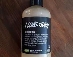 I Love Juicy - hedelmäinen shampoo hiusten sy...