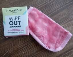 Magnitone London WipeOut! Cleansing Cloth