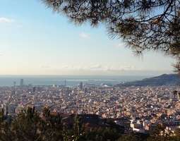 Barcelona, urbanisaatio ja kiinalaisten invaasio