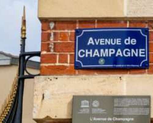 Epernay ja Avenue de Champagne