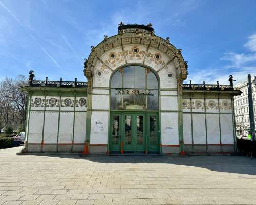 Otto Wagner Pavilions Karlplatz and Hietzing:...
