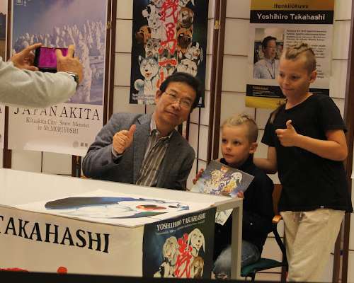 Yoshihiro Takahashi Kampin ostoskeskuksessa