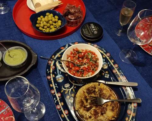 Tapas-ilta loiventamaan kotiinpaluuta – Espanja