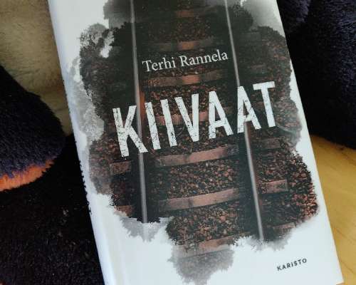 Terhi Rannelan Kiivaat: romaani rakkaudesta j...