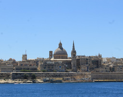 Shoppailua Maltan Sliemassa