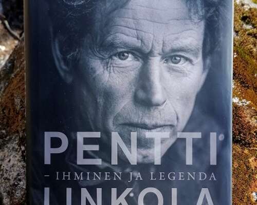 Kirjaesittelyssä Pentti Linkolan elämäkerta