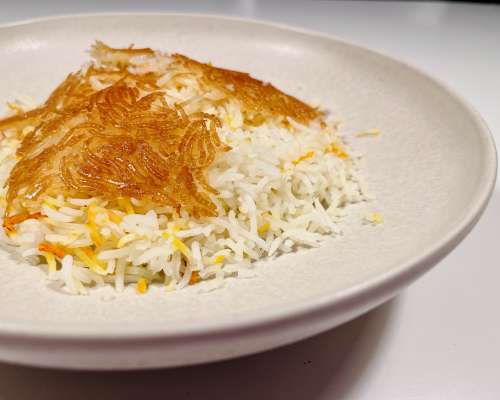 Chelow ja tahdig eli iranilaisen riisin alkeet