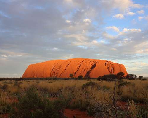 Uskomaton Uluru Australian takamailla