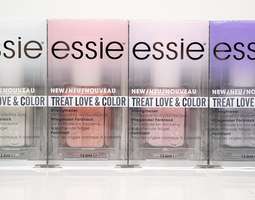 Essie: Treat Love & Color -sävytetyt hoitolakat