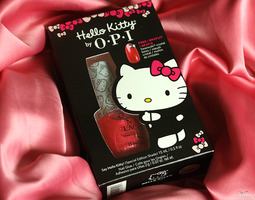 O.P.I Hello Kitty: Say Hello Kitty!