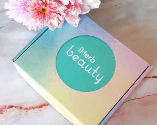 iHerb Skincare Favourites Beauty Box – Njaah