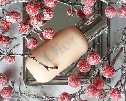 Joulukalenteri LUUKKU 4: Dior Backstage meikk...
