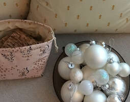 Jouluiset kotiompelut / Christmassy home sewing