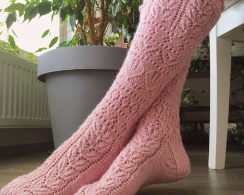 Spring bride socks / Kevätmorsian sukat