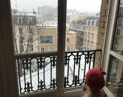 Miksi Pariisissa ei saa leikkiä lumessa?