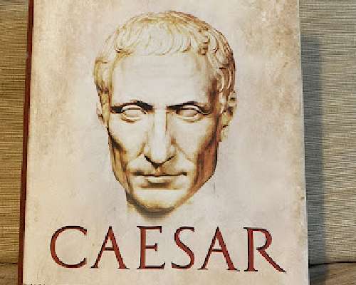 Kirja-arvostelussa Caesar-elämäkerta