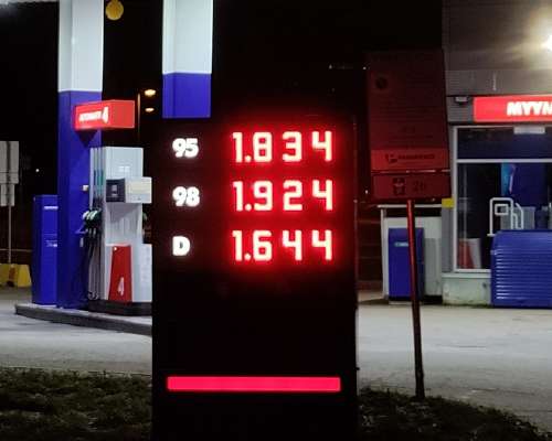 Miksi bensan hinta nousee ja mikä vaikuttaa h...