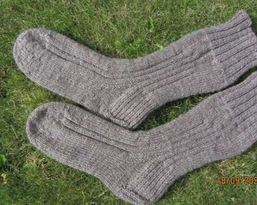 Pitkävartiset miesten sukat - 7 veljestä Simeoni