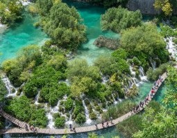 Video: Plitvicen kansallispuisto, Kroatia